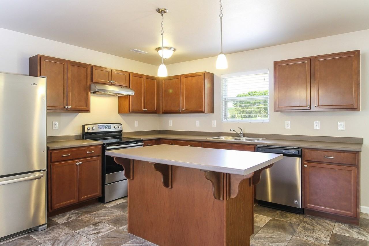 507 Avalon Ct - Photo 3 of 20