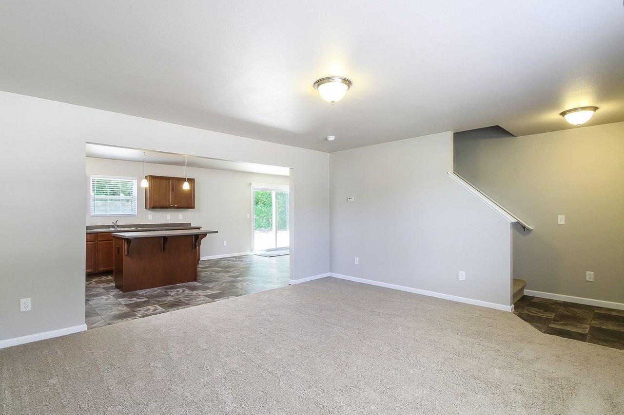 507 Avalon Ct - Photo 7 of 20