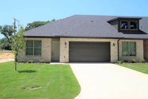featured image of 2408 Henshaw Creek Dr #103