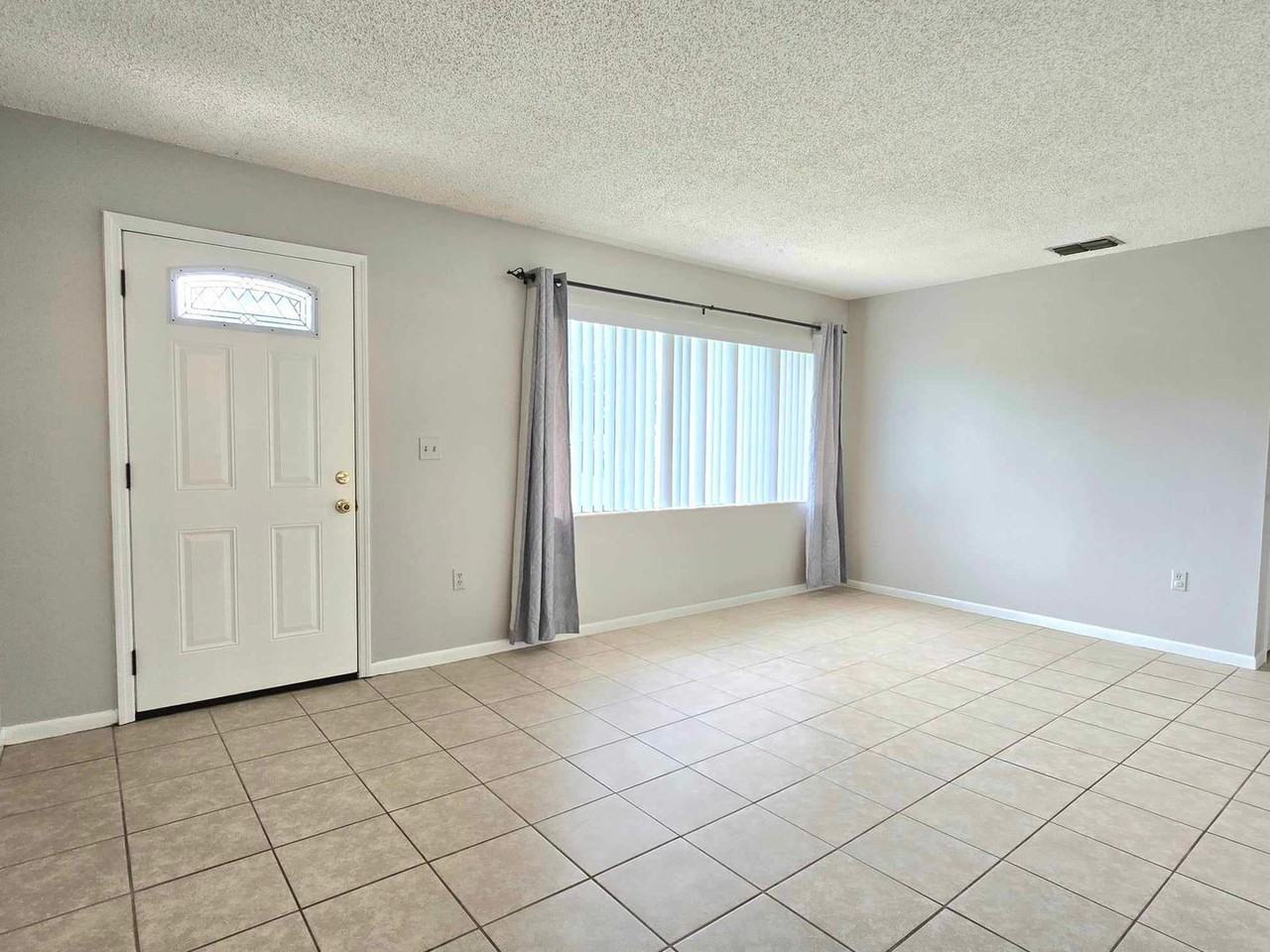 6130-6132 Odom Rd - Photo 2 of 13
