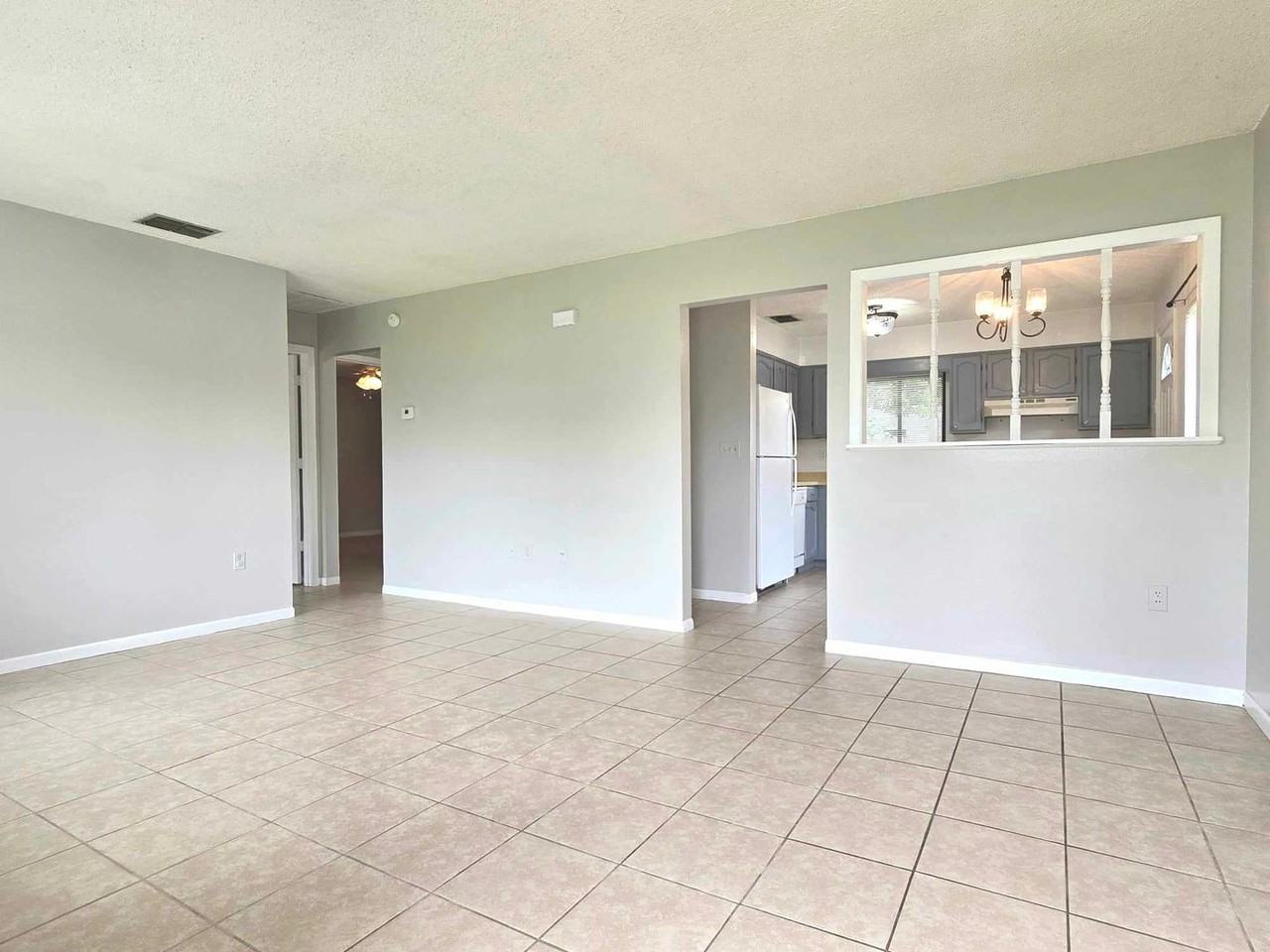 6130-6132 Odom Rd - Photo 3 of 13