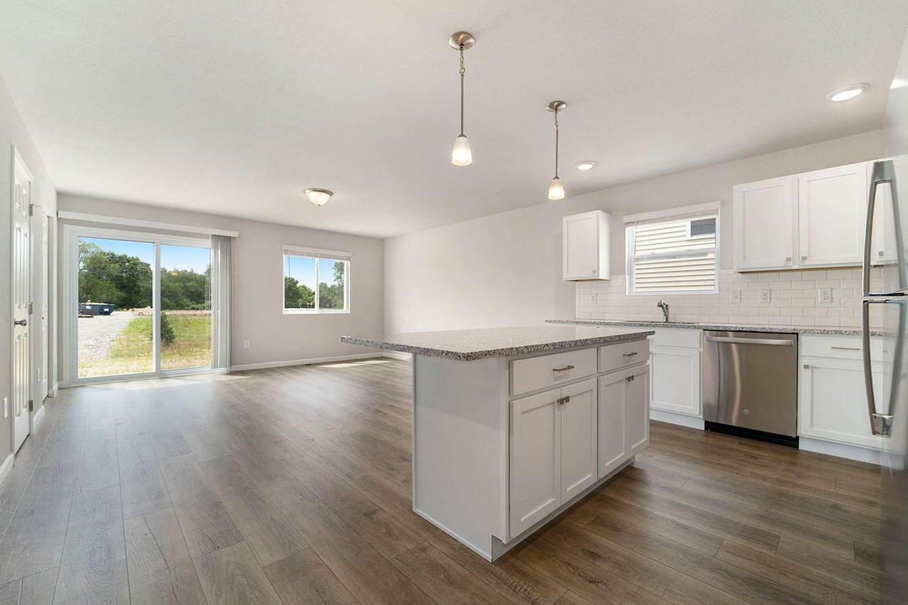 434 Hidden Meadows Dr - Photo 3 of 25