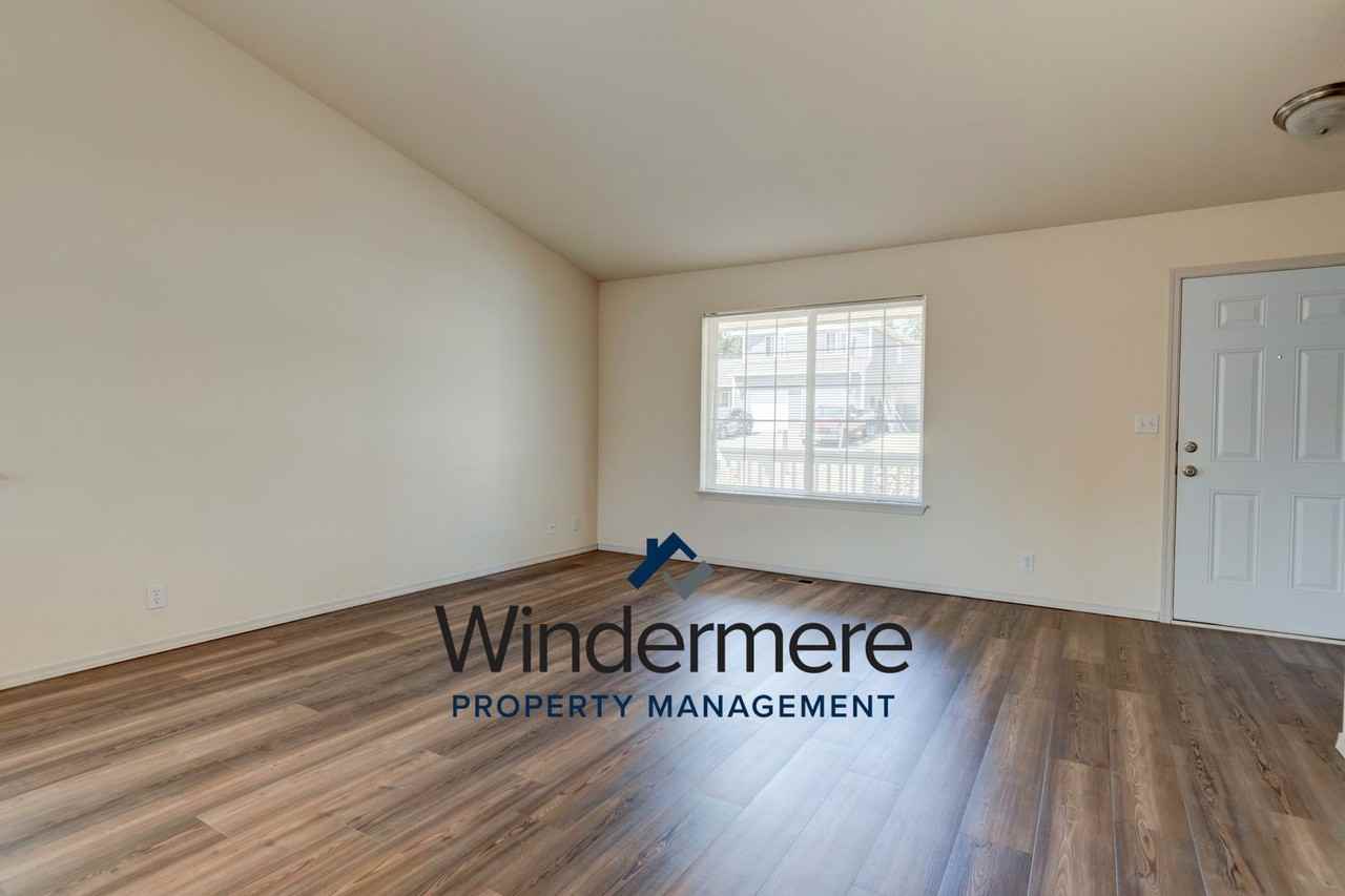 1281 Ne Big Berry Loop - Photo 7 of 27