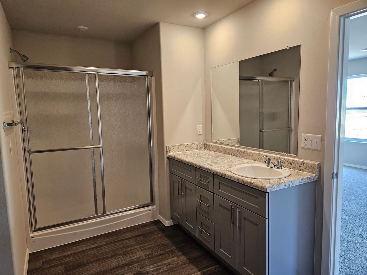 2908 W Obsidian St - Photo 5 of 13