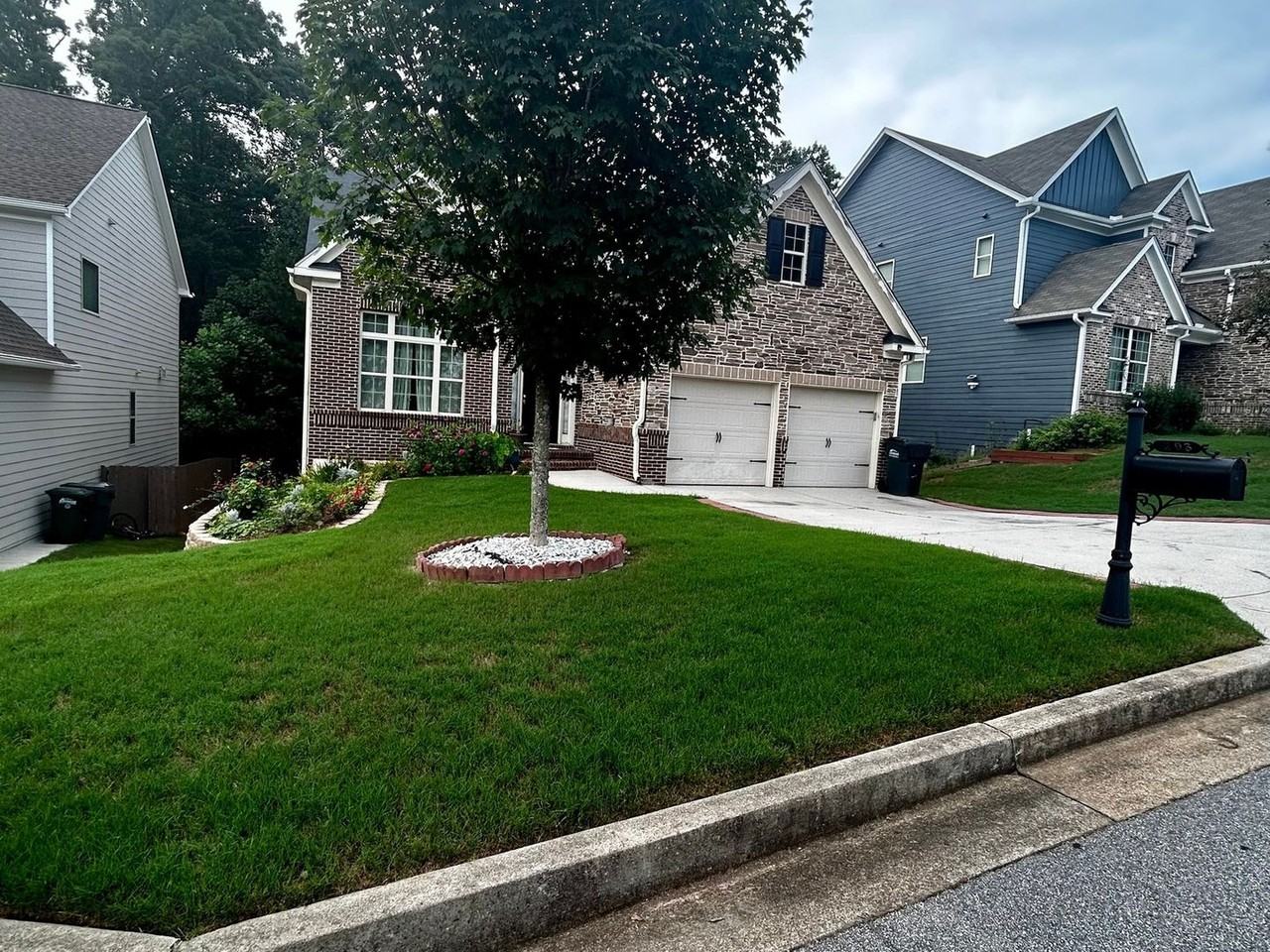 293 Shiloh Manor Dr - Photo 2 of 20
