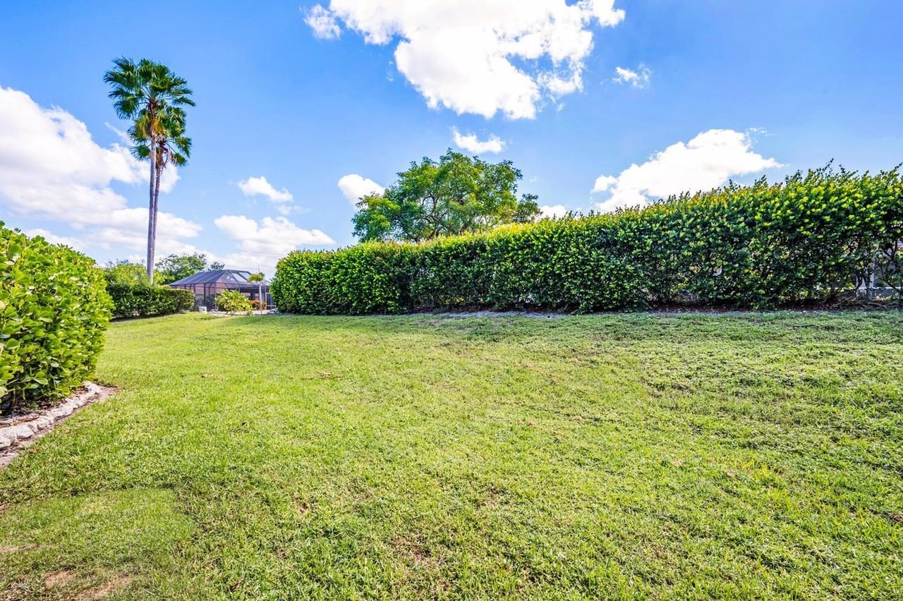 1947 San Marco Rd - Photo 2 of 20