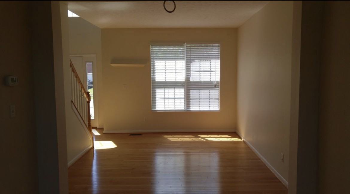 8274 Sea Mist Court - Photo 3 of 11