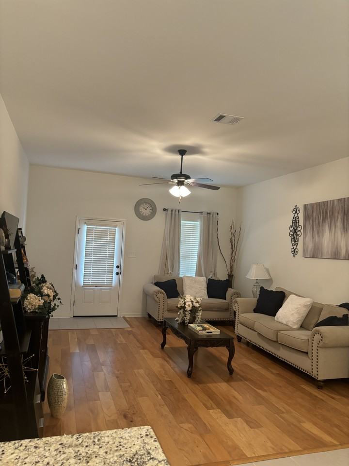 1023 Deer Pass Dr #NA - Photo 3 of 22