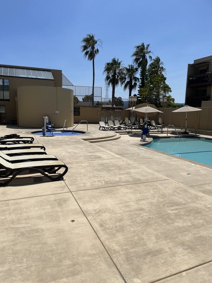 912 Beach Park Blvd #NA - Photo 2 of 24