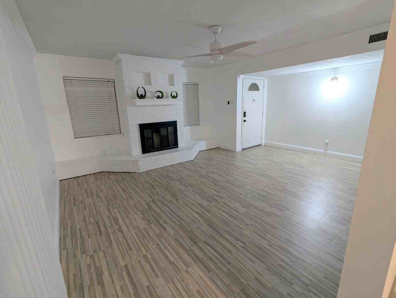 3134 Edelweiss Dr #NA - Photo 4 of 17