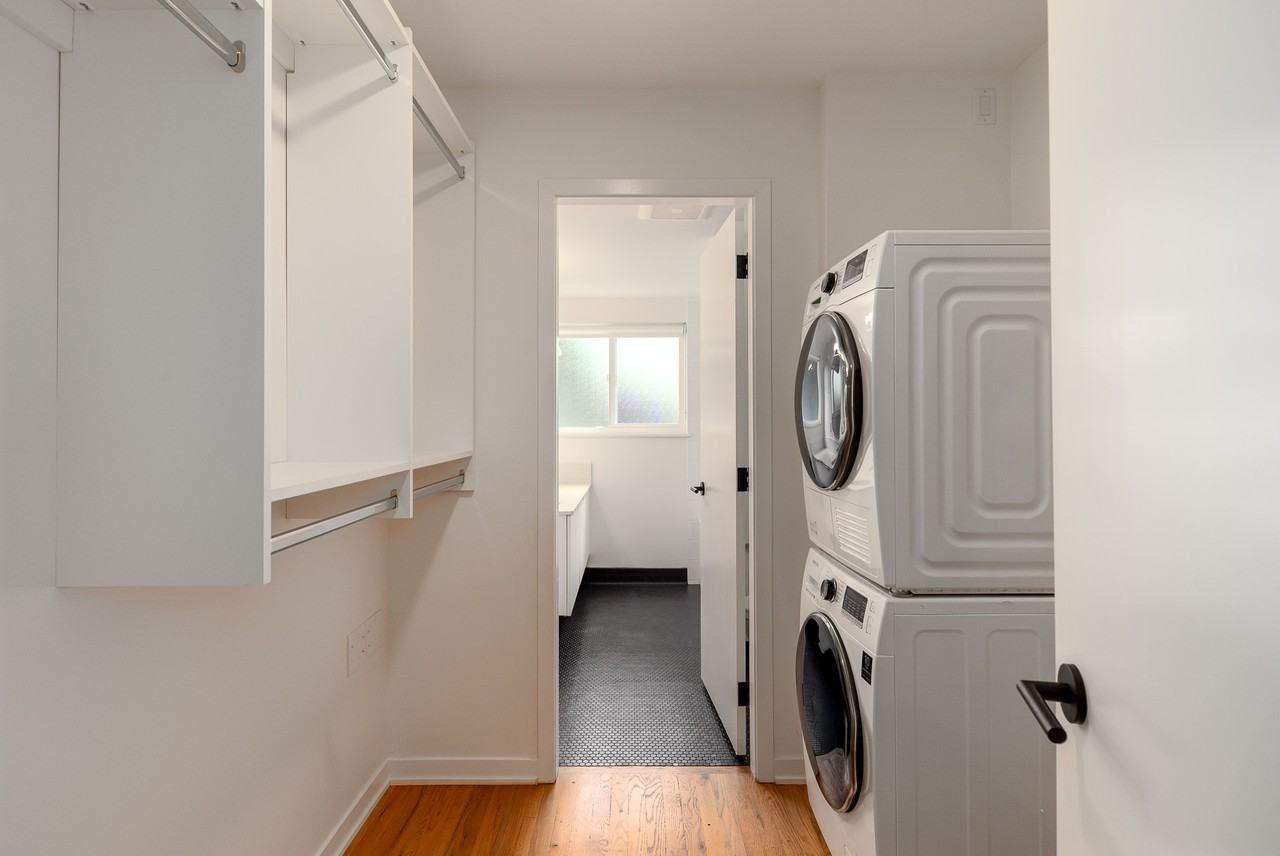 805 Cook Street #301 - Photo 2 of 5