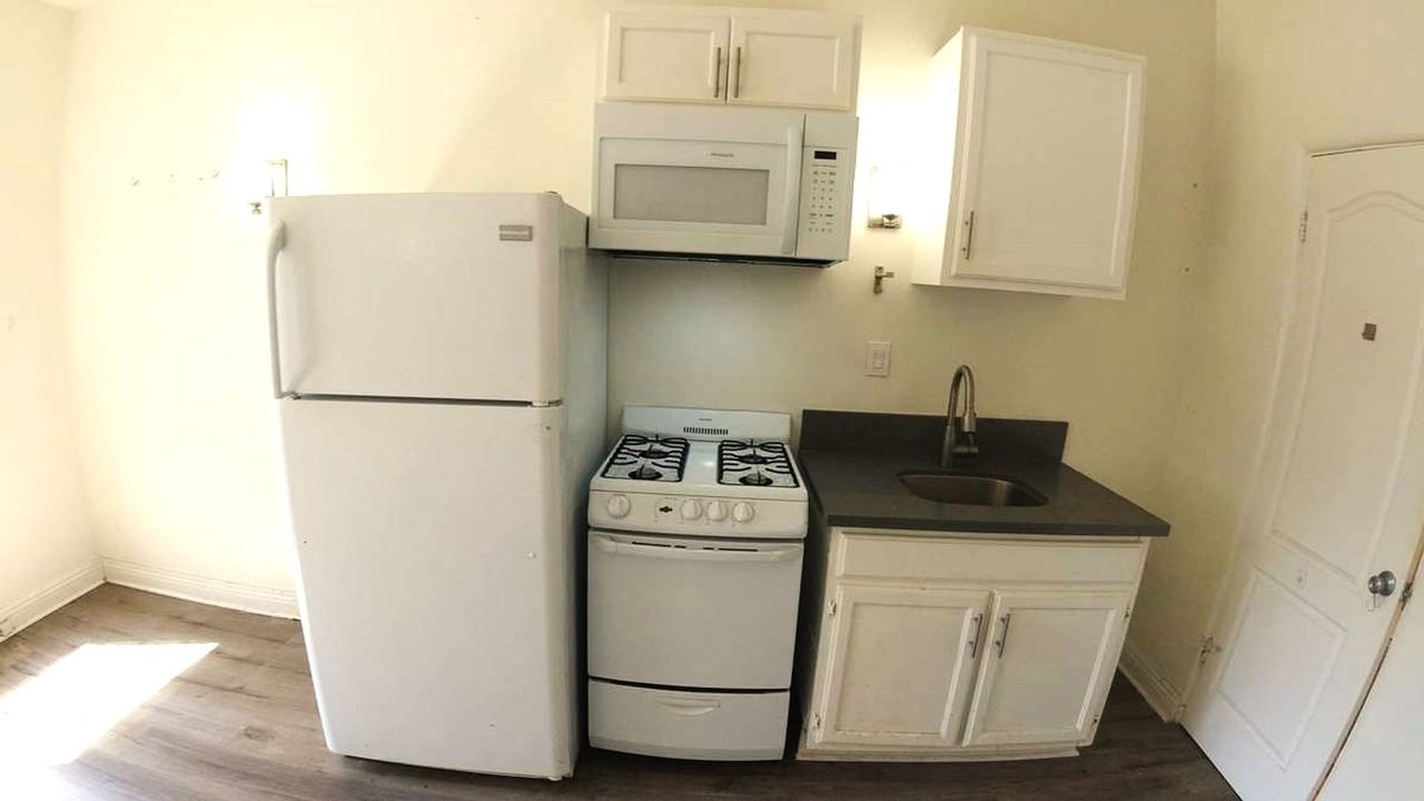 Dunsmuir Investments, LLC - Photo 5 of 22