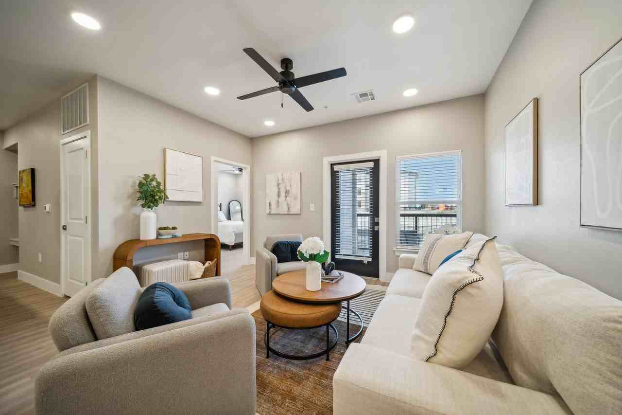 2 BD/2 BA Fully Furnished, Brand New Luxury Apartments, W/D Connections, Granite Countertops - Photo 3 of 50