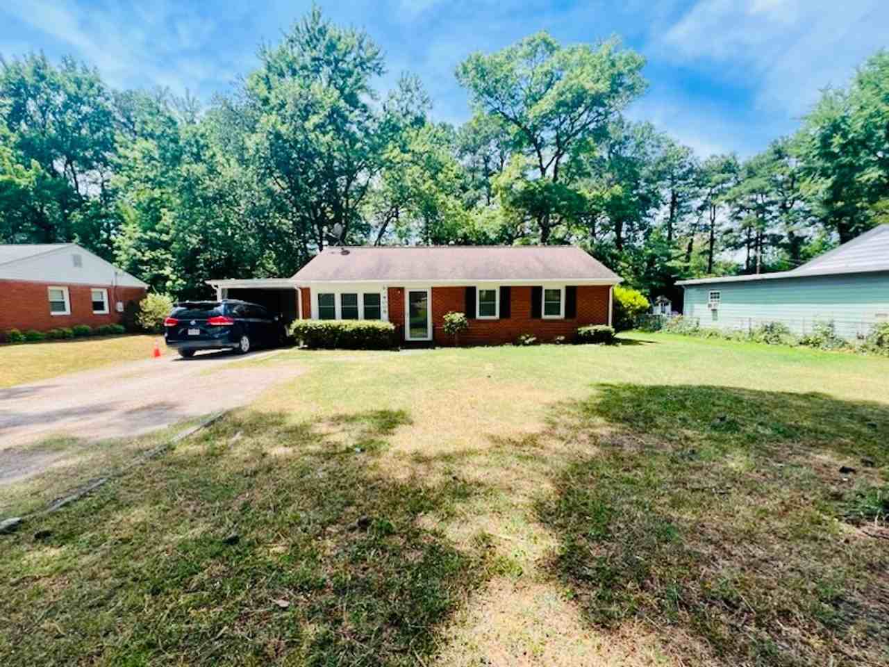 4008 Wilmont Dr - Photo 3 of 39