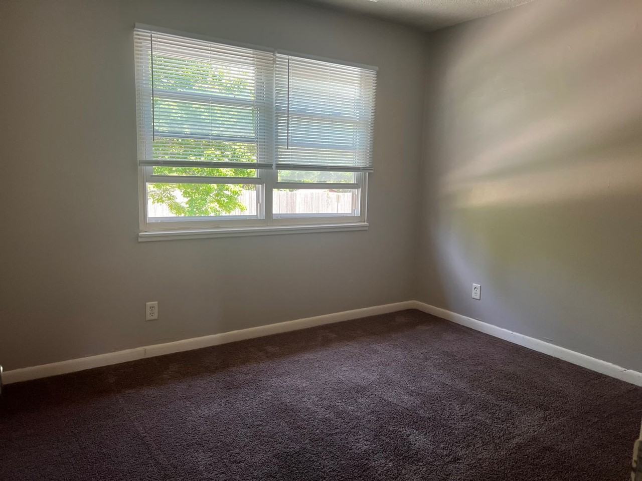 Woodland Apartments - Photo 3 of 4