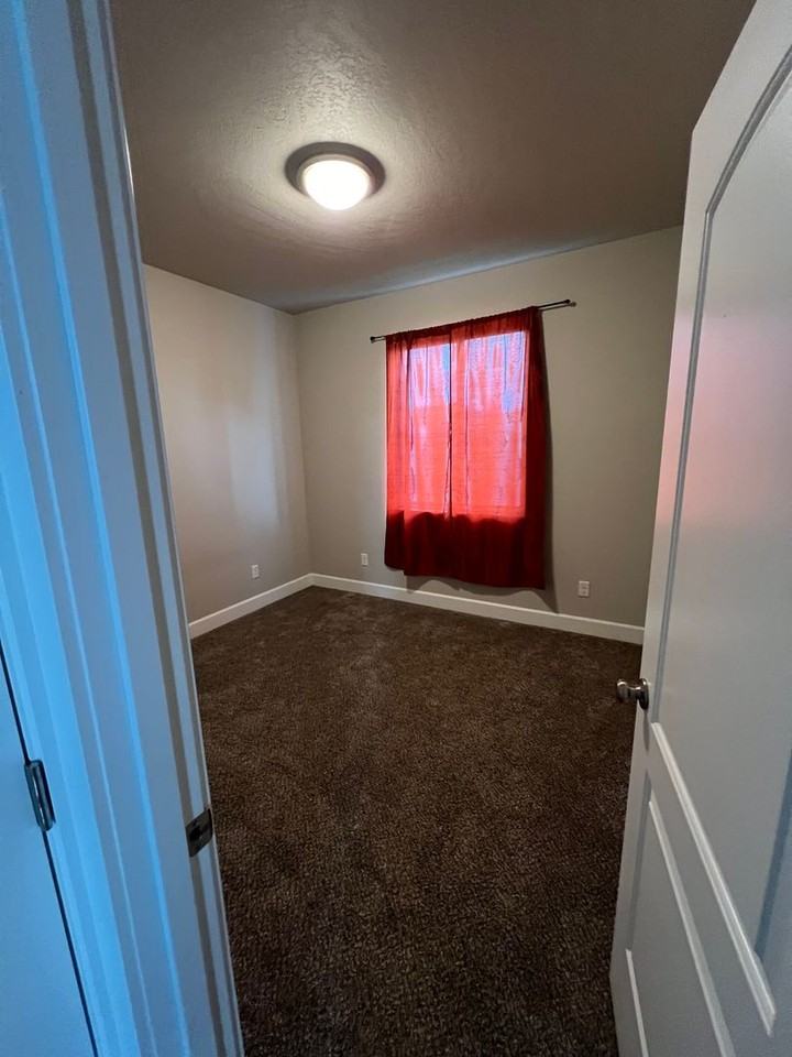 315 R St Sw - Photo 5 of 19
