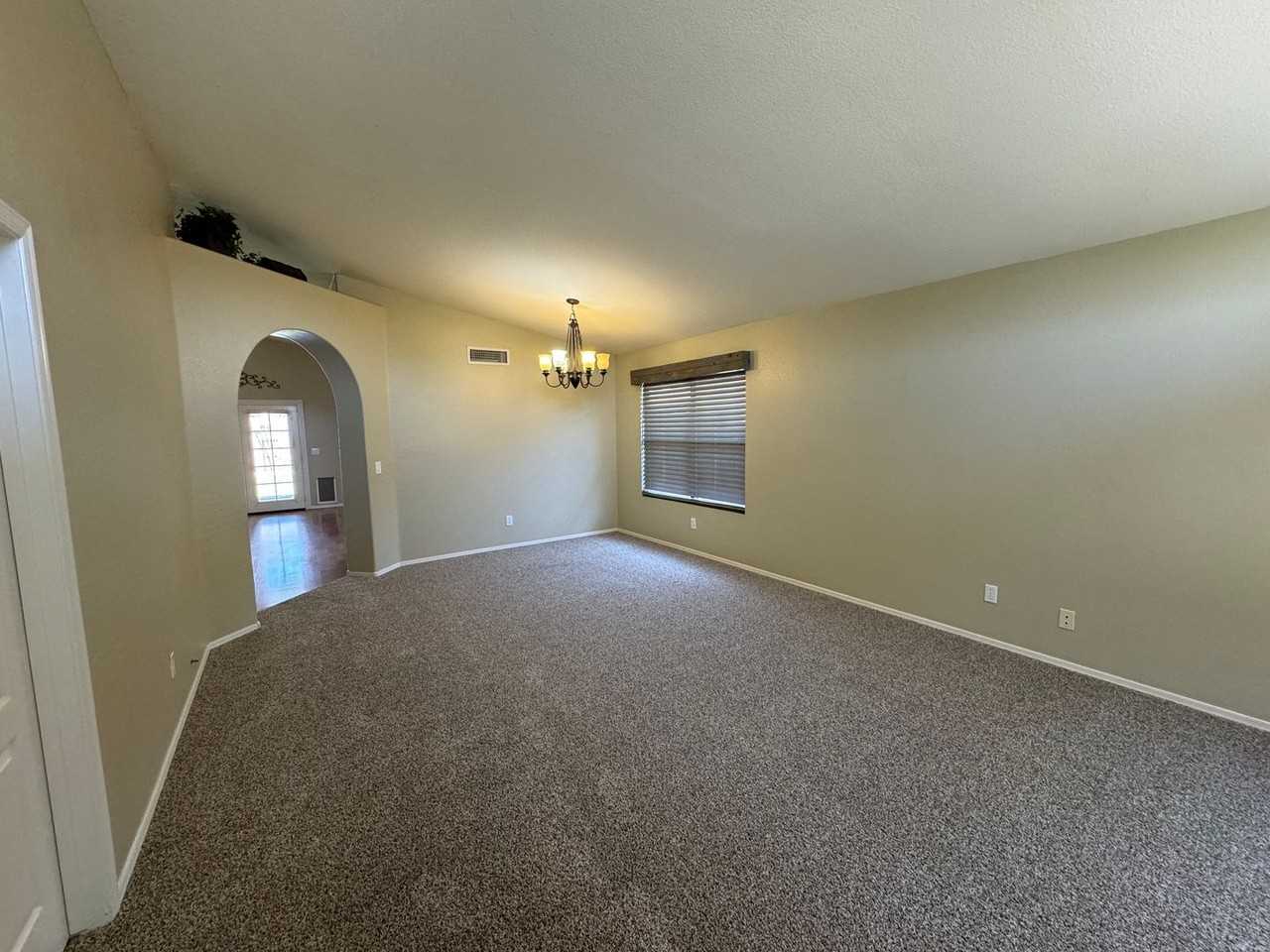 2322 E Willow Wick Rd - Photo 2 of 21