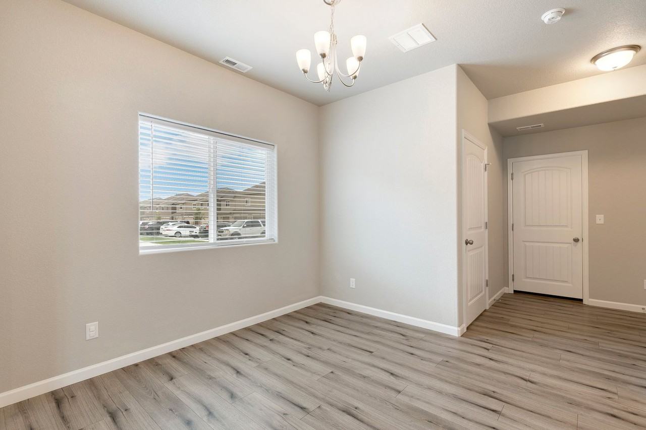 875 Petra Hts - Photo 5 of 17