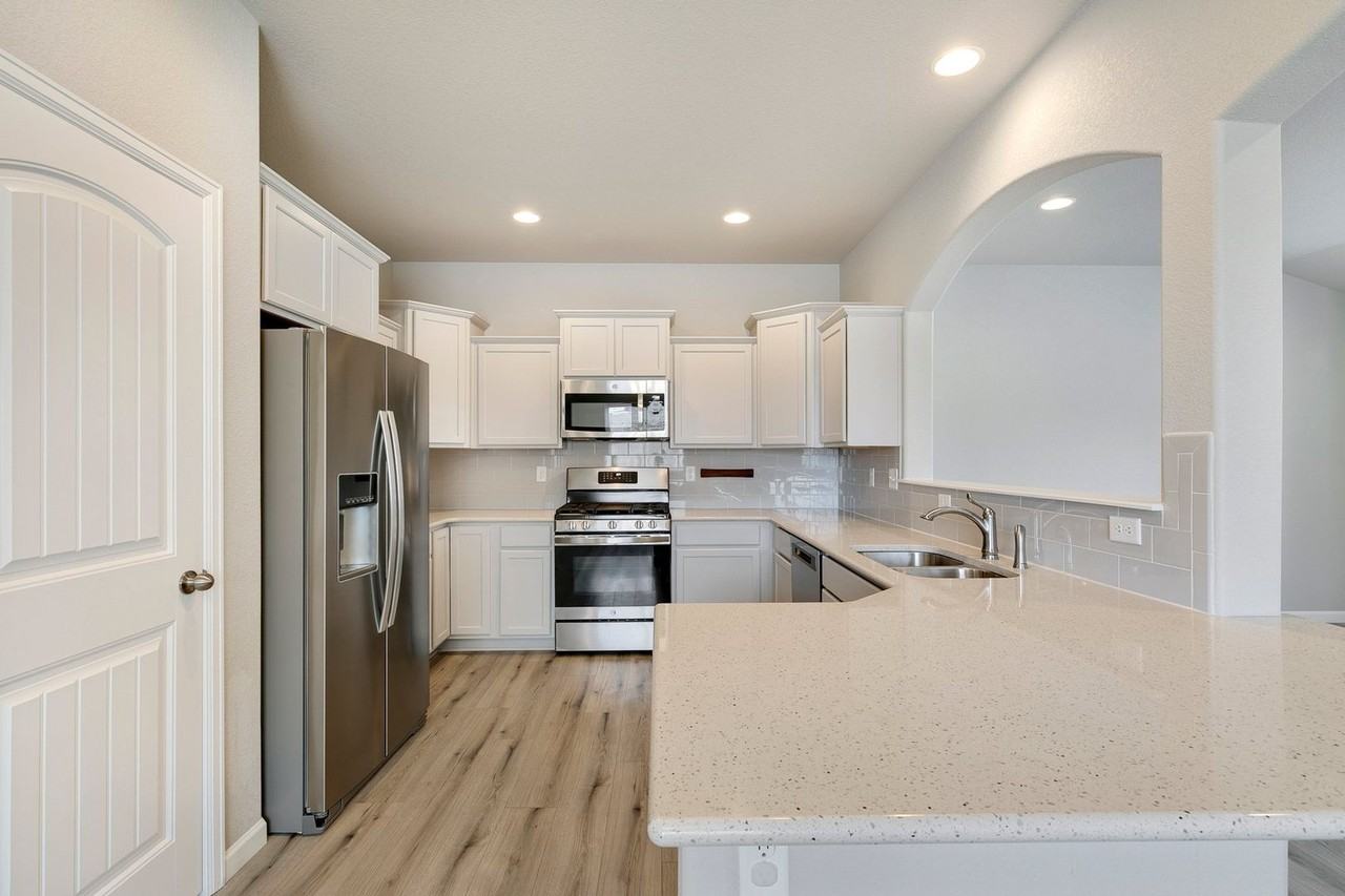 875 Petra Hts - Photo 7 of 17