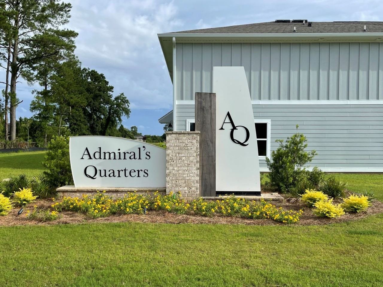 1411 Iroquois Ct - Photo 2 of 16