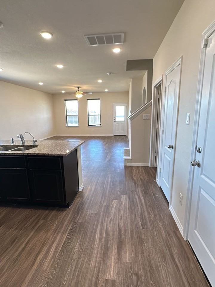 9931 Swindale Ridge Ln - Photo 6 of 30