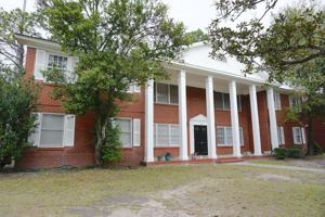 featured image of 32 Thackery Place