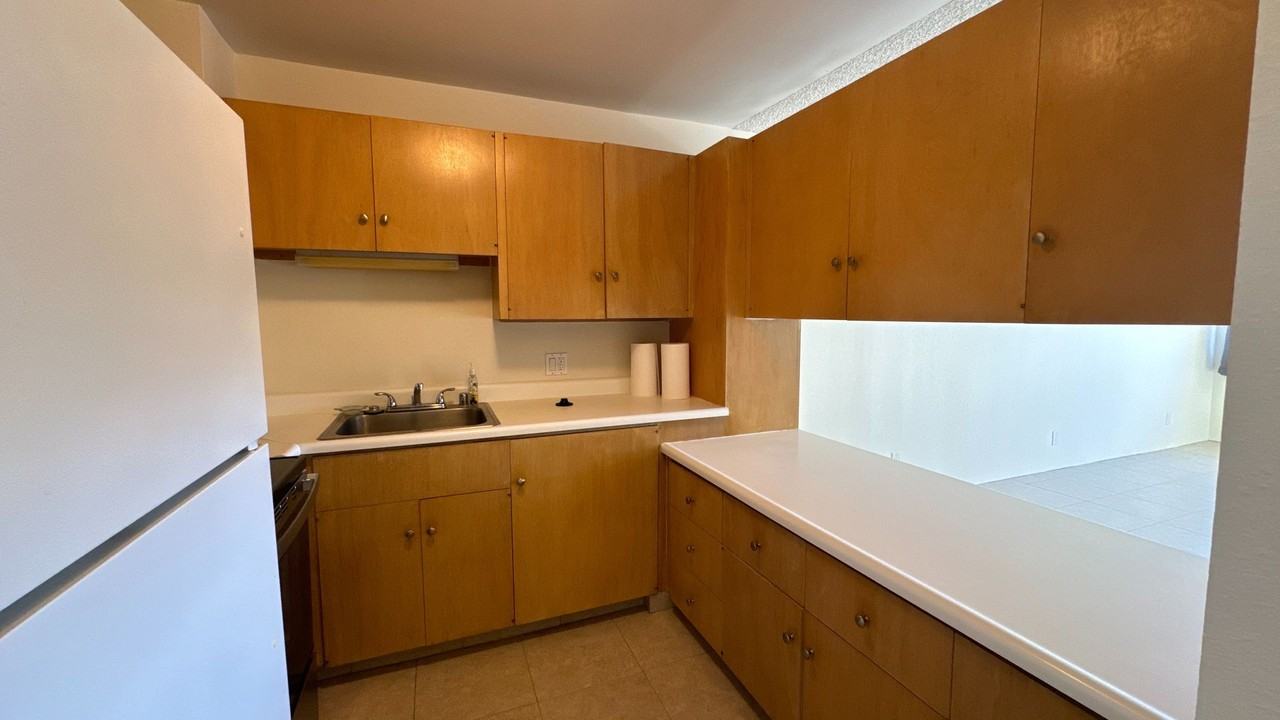 55 S Kukui St - Photo 3 of 19