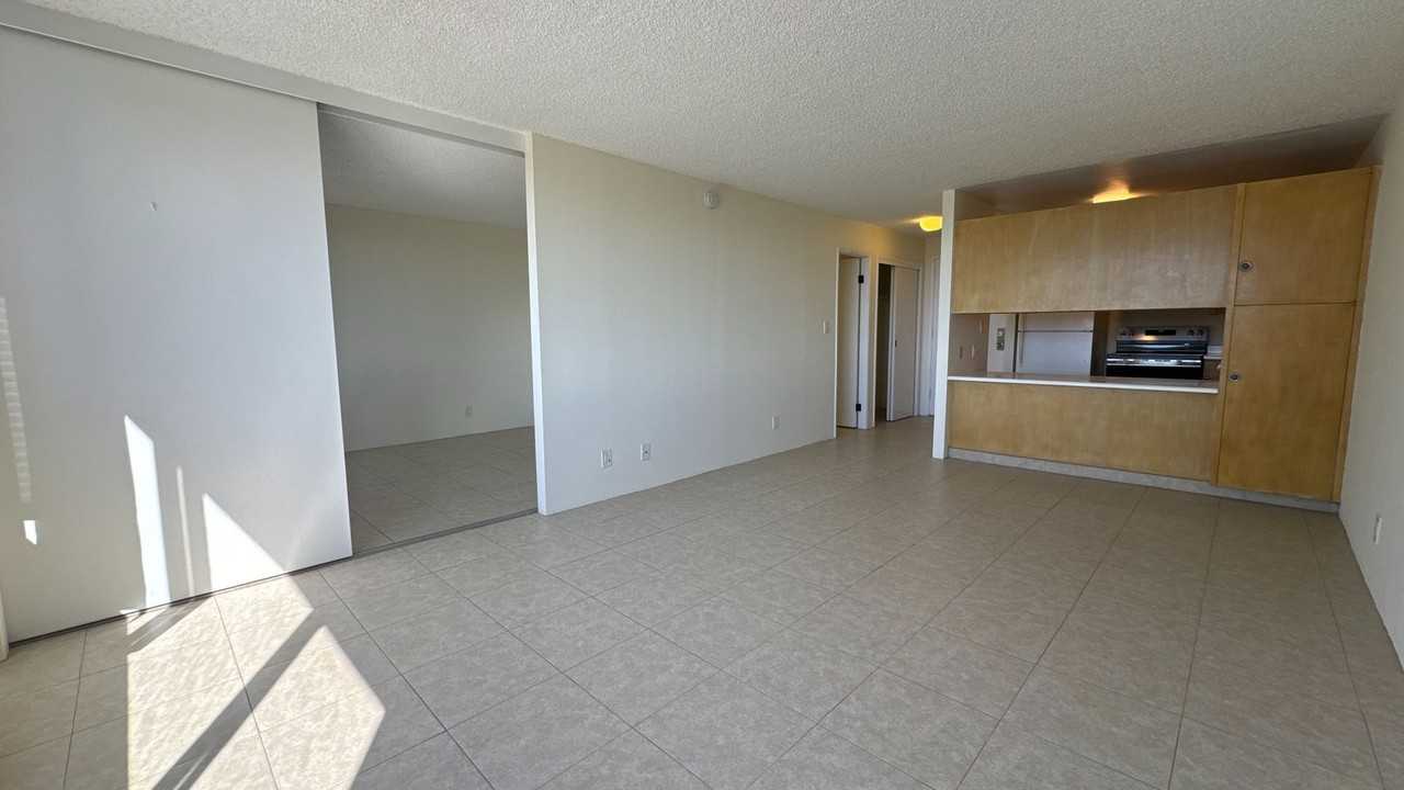 55 S Kukui St - Photo 6 of 19