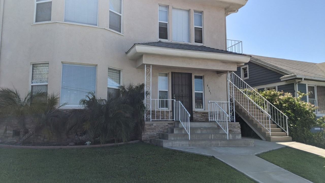 4361 33rd St - Photo 2 of 23