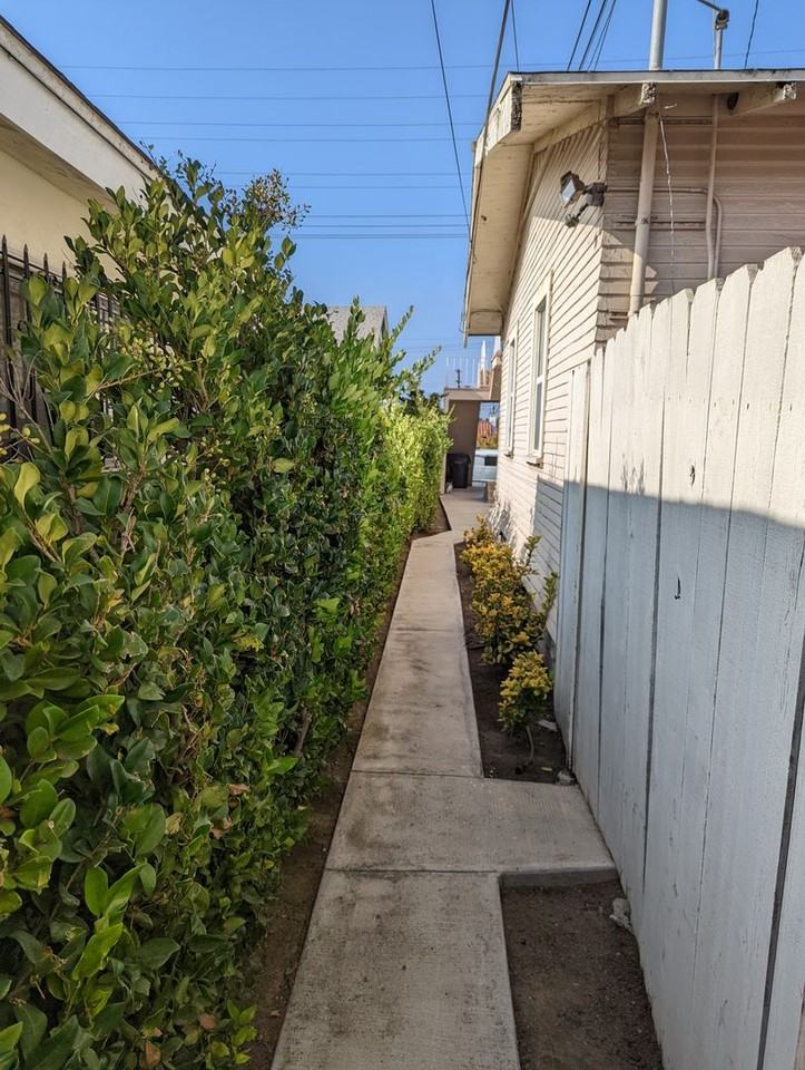 4361 33rd St - Photo 7 of 23