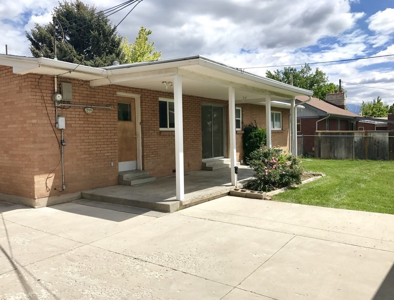 3936 S Feramorz Dr - Photo 4 of 26