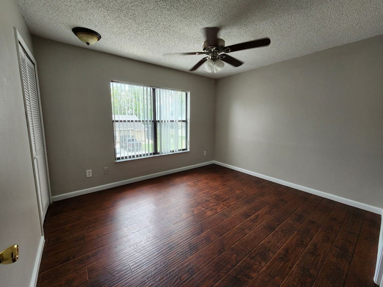 603 Casa Park Ct E - Photo 6 of 22