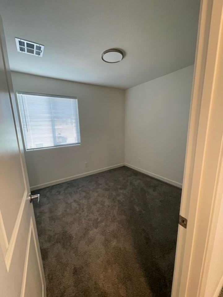 6290 Whippet Ave - Photo 2 of 21