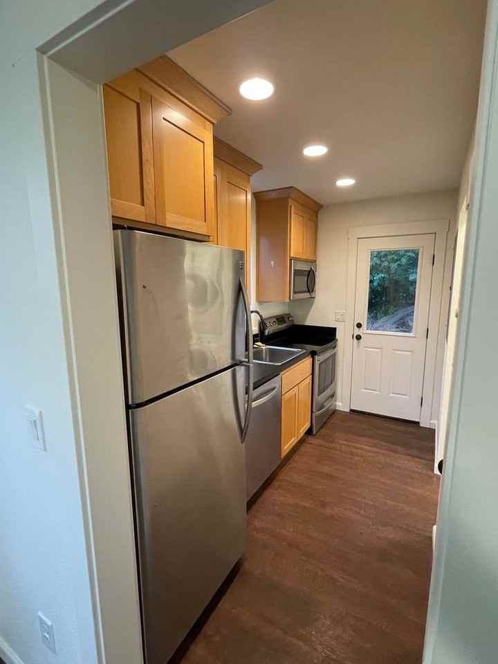 420 Se Oar Ave - Photo 4 of 15