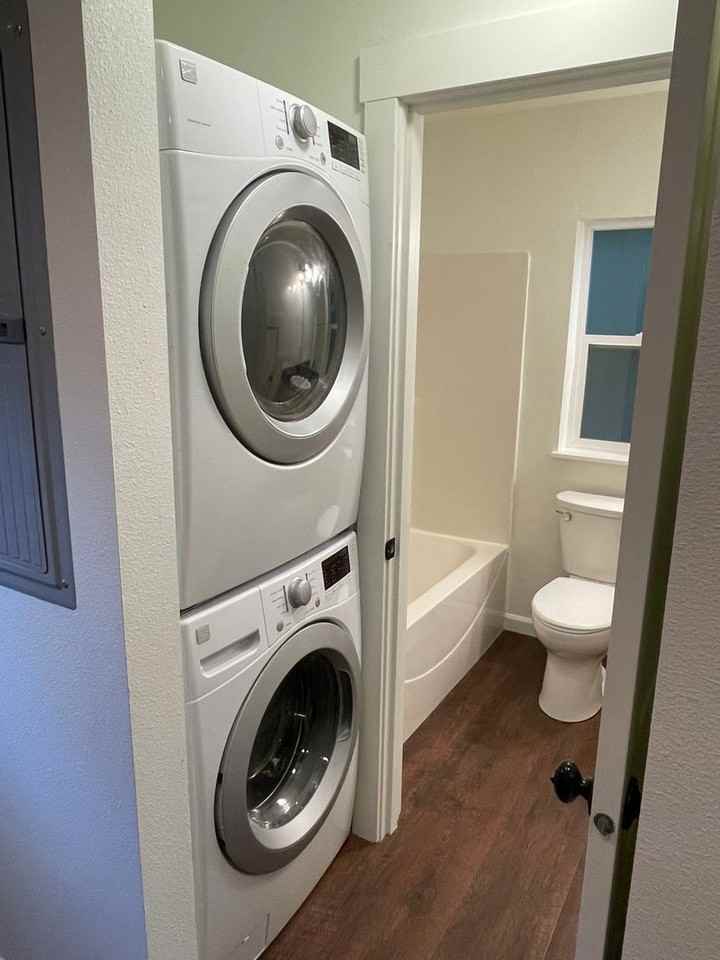 420 Se Oar Ave - Photo 7 of 15