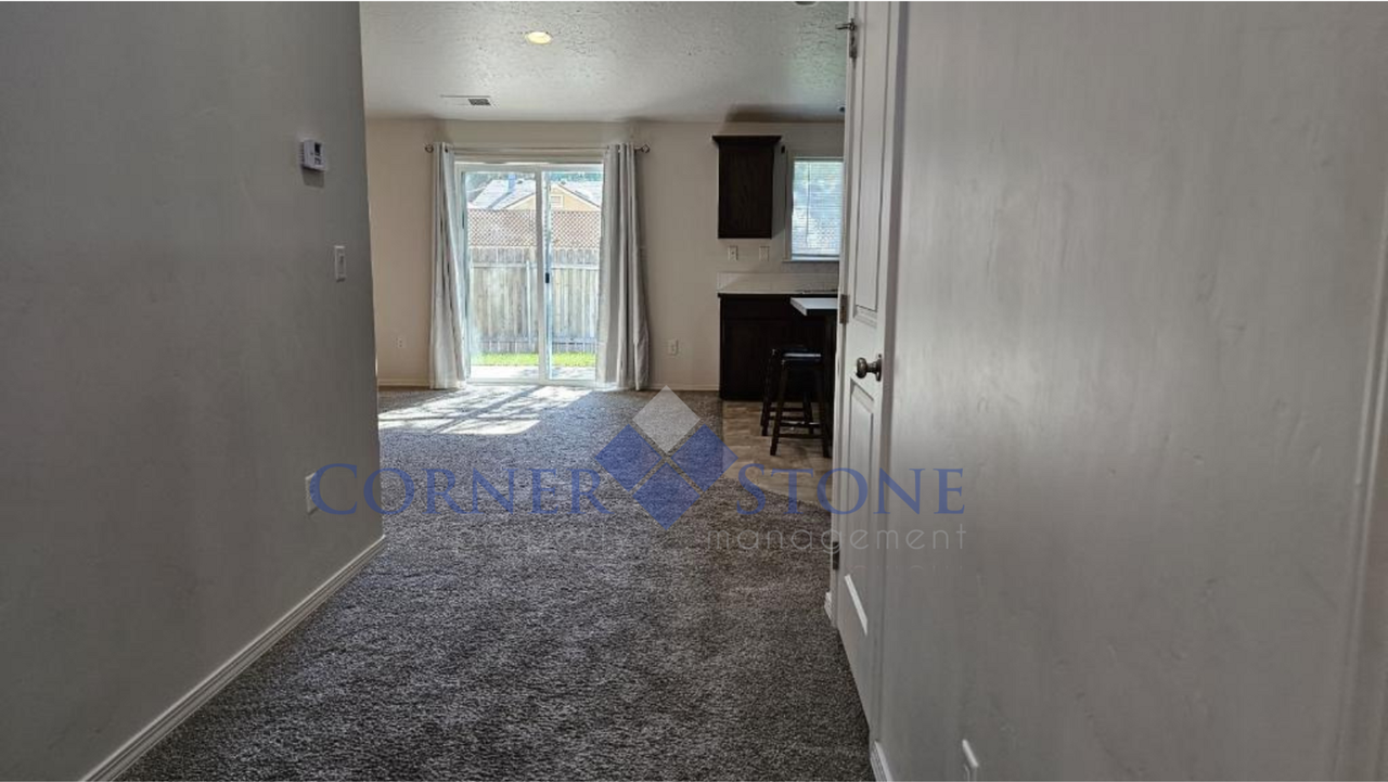 616 S Carmen Ln - Photo 2 of 15