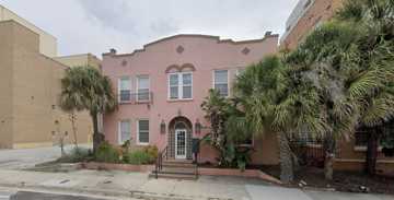 featured image of 1727 Ringling Blvd