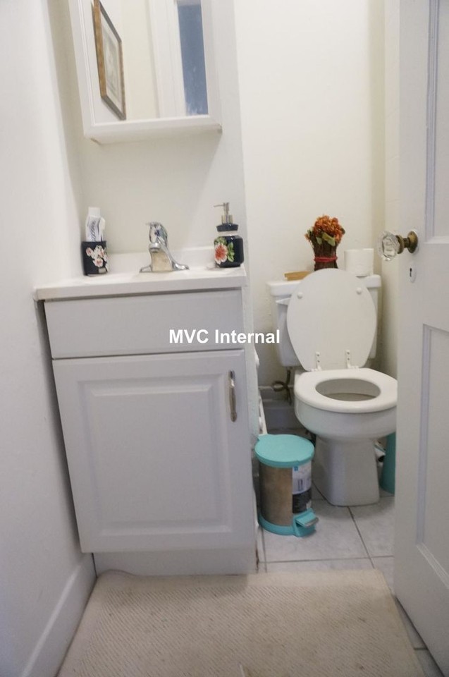 32 Park Vale Ave - Photo 2 of 15