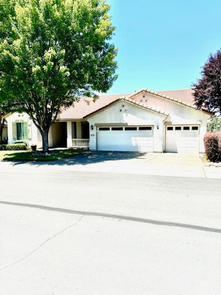 4522 Scenic Dr - Photo 2 of 33