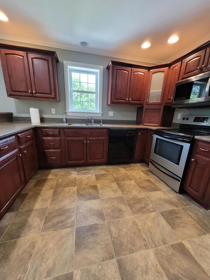 1266 Maple Grove Rd - Photo 2 of 28