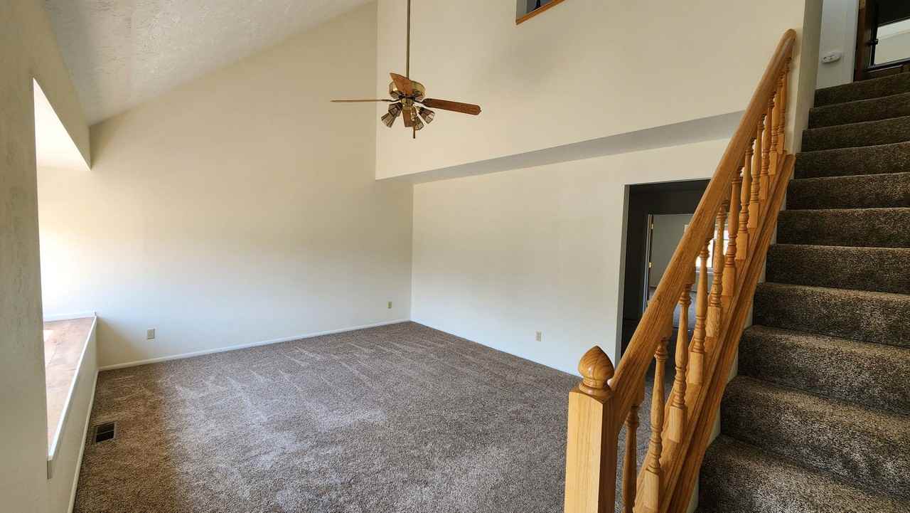 4850 Spurgin Rd - Photo 2 of 25