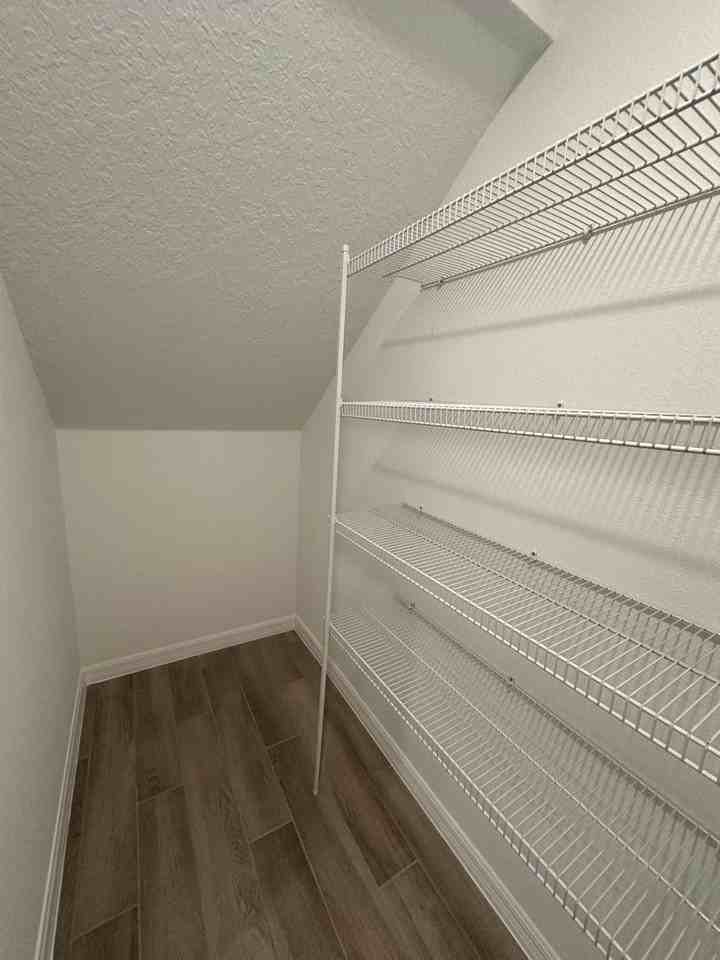 6541 Cyrils Dr - Photo 7 of 26