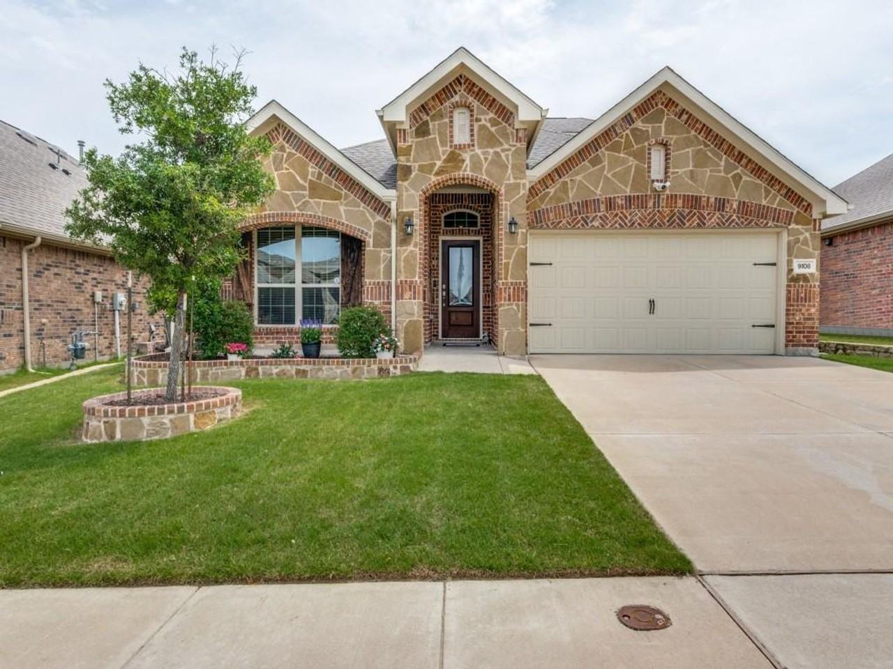 9108 Bronze Meadow Dr