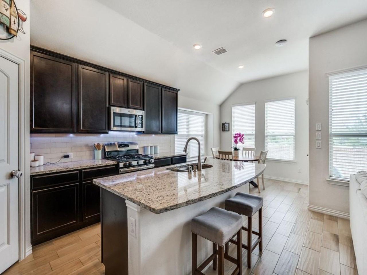 9108 Bronze Meadow Dr - Photo 7 of 25