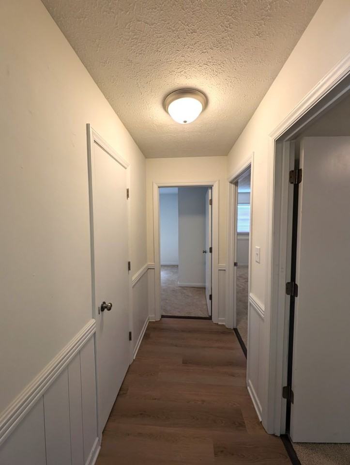 802 Craig St - Photo 6 of 15