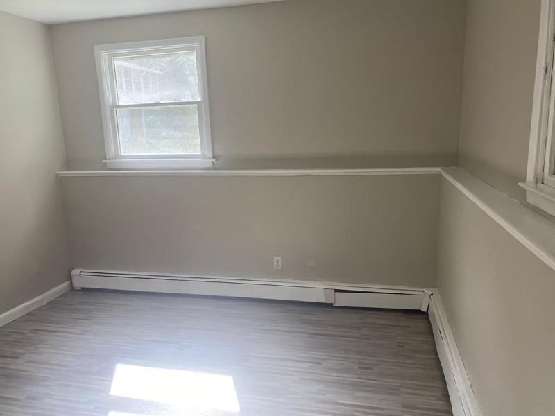 12 Lisa Court - Photo 3 of 9