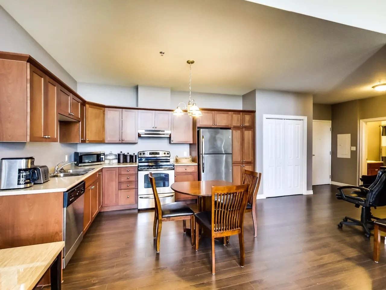 367 Sutherland Way - 510 #510 - Photo 6 of 8