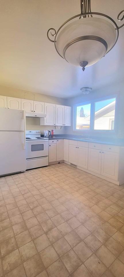 3 Laval Dr #1 - Photo 2 of 10