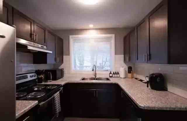 208 Fourth Ave - Photo 3 of 20