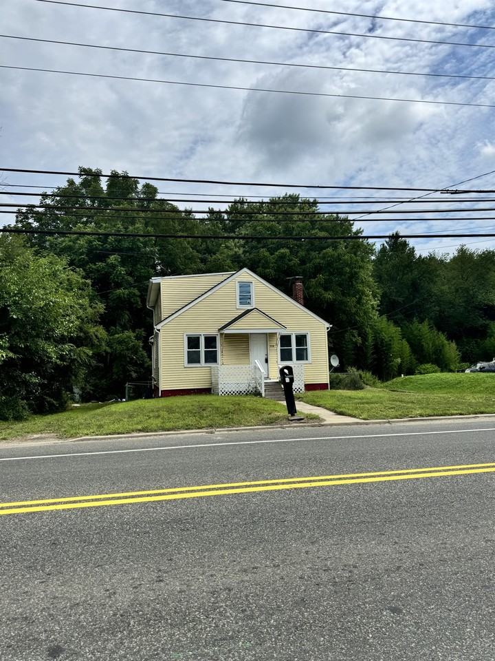 553 Harding Hwy - Photo 2 of 27